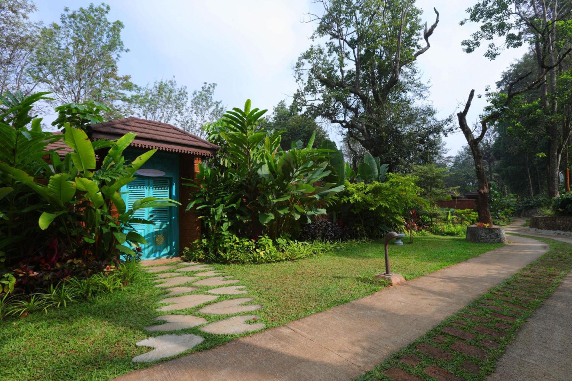 Timbertales Luxury Resort Coorg Madikeri Esterno foto